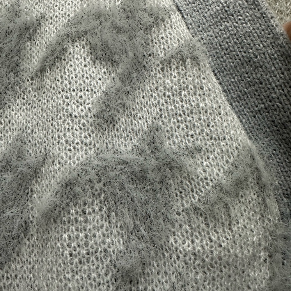 Time and Tru Star Patterned Gray Cardigan NWT Medium - Picture 2 of 4